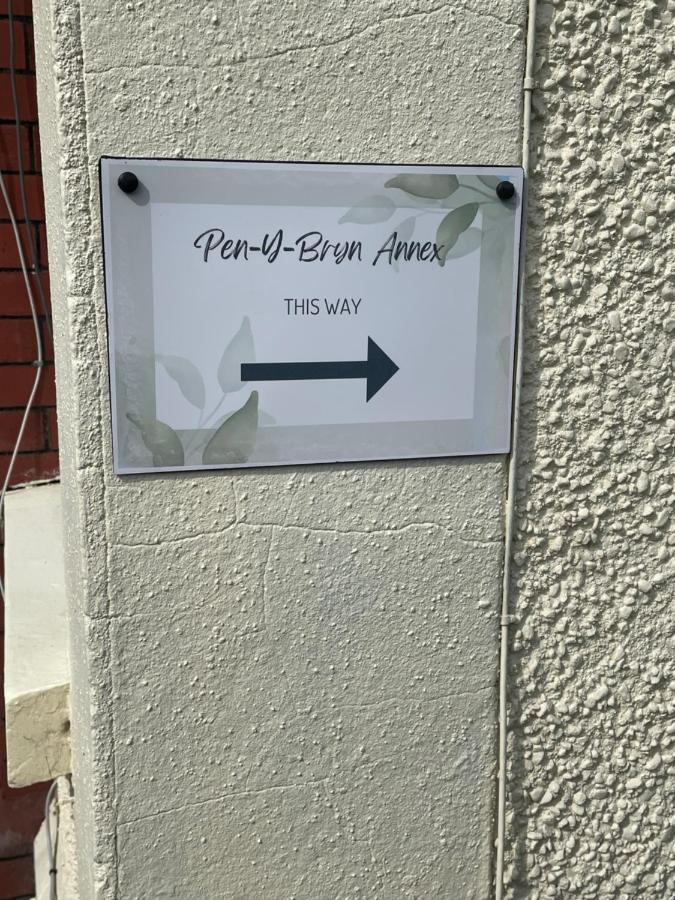 Hotel Pen-Y-Bryn Annex Brynmenyn Zewnętrze zdjęcie